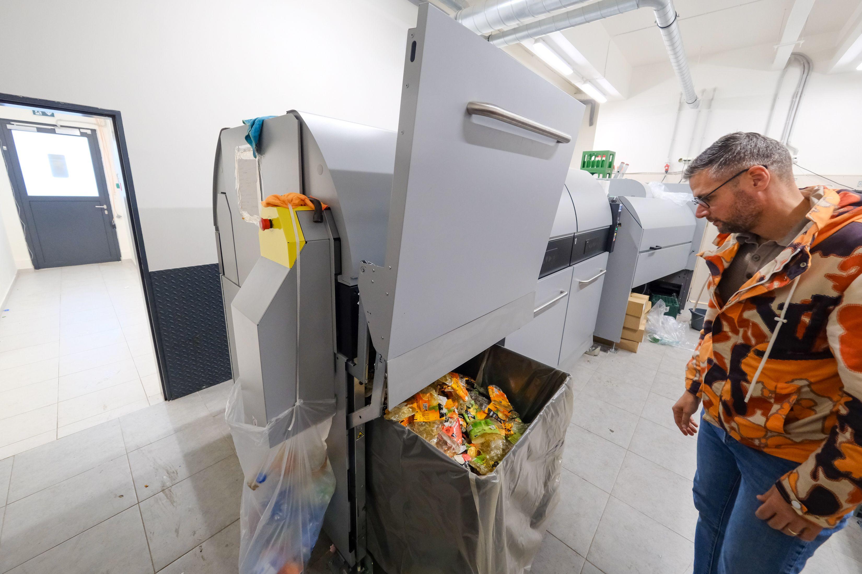 Fľaškomaty v Billa 3 zázemie